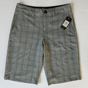 QUIKSILVER Boys Shorts Size 29 or XL GRAY PLAID Neolithic Amphibian NEW w/TAGS